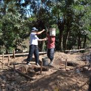 Blocs sanitaires en cours de construction